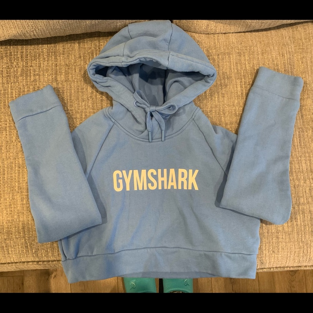 GYMSHARK CROPPED CREST HOODIE